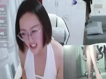 Coco_coo  live sex cam