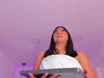 Emmiily_z  live sex cam