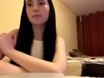 Emmyrebell  live sex cam