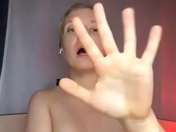 Heatherbenett  live sex cam