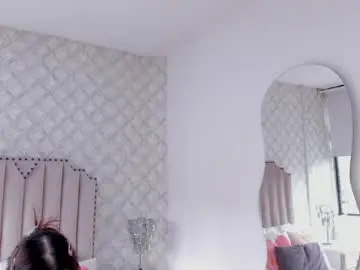 Katherine_glow  live sex cam