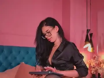 Lucianadelsol  live sex cam