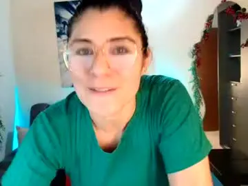Lucyli_  live sex cam