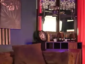 Luxennoir  live sex cam