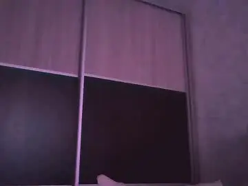 Roxxywharton  live sex cam