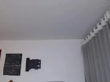 Salomefox2  live sex cam