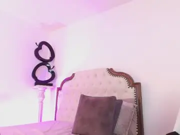 Arya_02  live sex cam