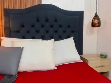 Curly_cataleya  live sex cam