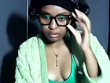 Ellah245  live sex cam