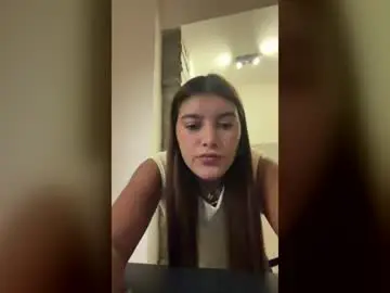 Emelifillka  live sex cam