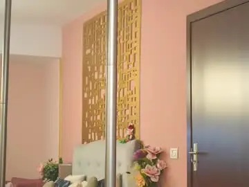 Jenniferlovve  live sex cam