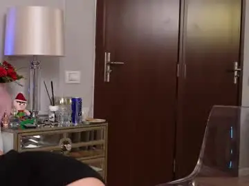 Jenniferlovve  live sex cam