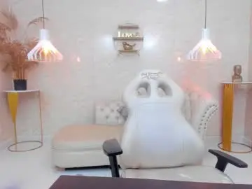 Laddymilf  live sex cam