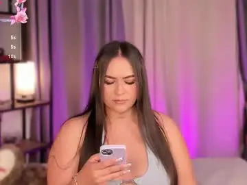 Lynda_west  live sex cam