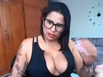 Majo_soussa  live sex cam