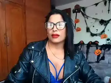 Majo_soussa  live sex cam