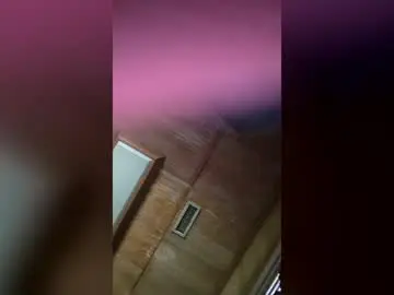 Queenn716877  live sex cam