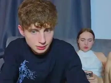 Shiller22  live sex cam