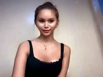Softtemptation_kris  live sex cam