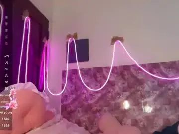 Softtemptation_kris  live sex cam