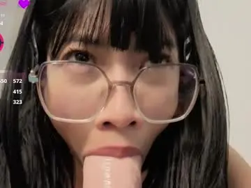 Thifa2x  live sex cam