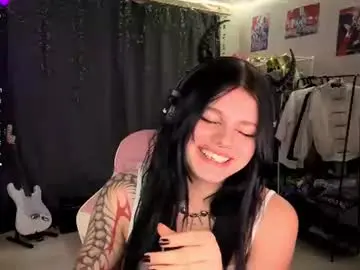 Velvetforever  live sex cam