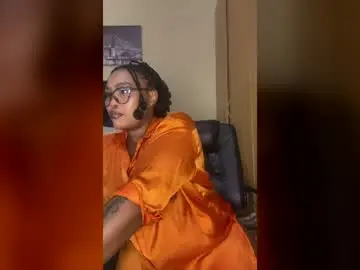 Badfatass86  live sex cam