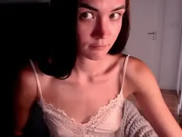 Evelyn_gg  live sex cam