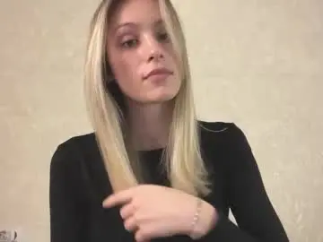 Fflloowweerr  live sex cam