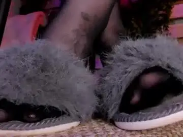 Footfetish_baby  live sex cam
