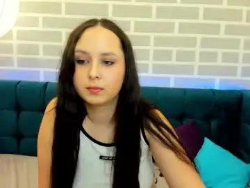 Judyingram  live sex cam