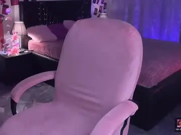 Karambamoon  live sex cam