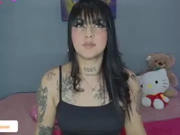 Luciarousse  live sex cam