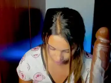 Miss_taniac  live sex cam