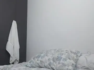 Naty_dubois  live sex cam