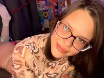 Sarahhunnye  live sex cam