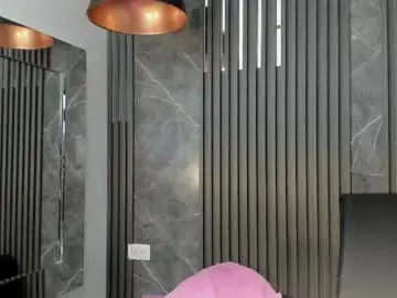 Saraievans  live sex cam