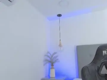 Tokioshuangg  live sex cam