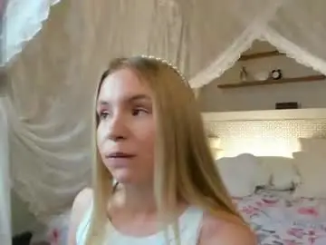 White___cat  live sex cam