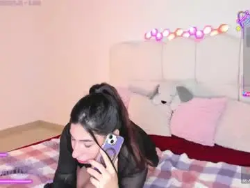 Andreandtatty  live sex cam
