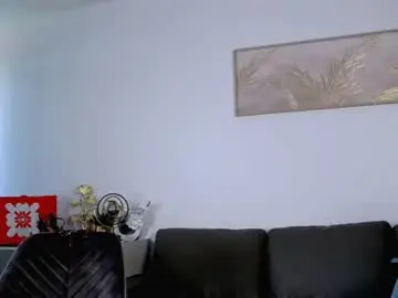 Anisiya_glow  live sex cam