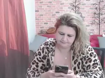 Corymilf  live sex cam