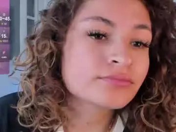 Emily_fiori  live sex cam