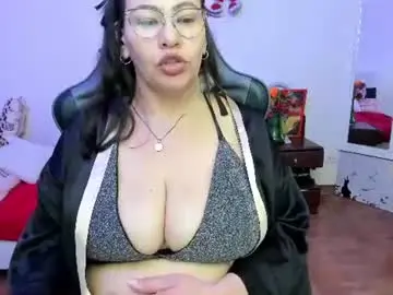Esmeralda_milf1  live sex cam