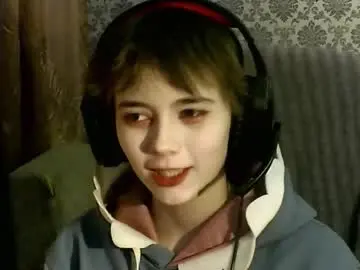 Leigharedcross  live sex cam