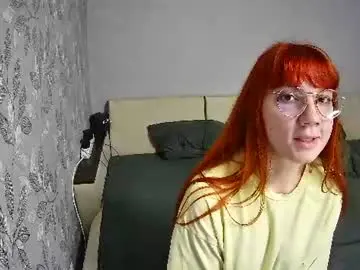 Leigharedcross  live sex cam