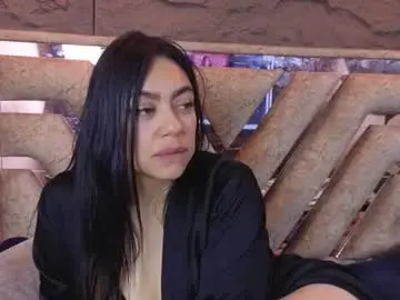 Liisa_thompson_  live sex cam