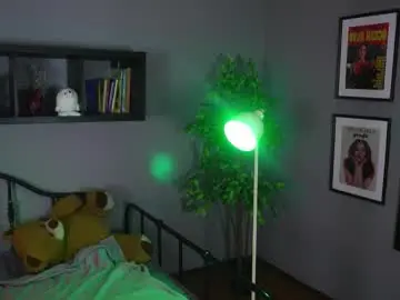 Miyuki_wolf  live sex cam