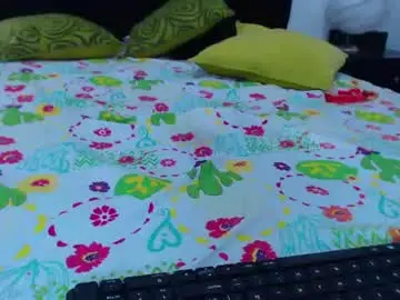 Nikaortiz  live sex cam