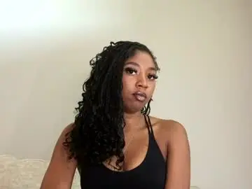 Nikkib333  live sex cam